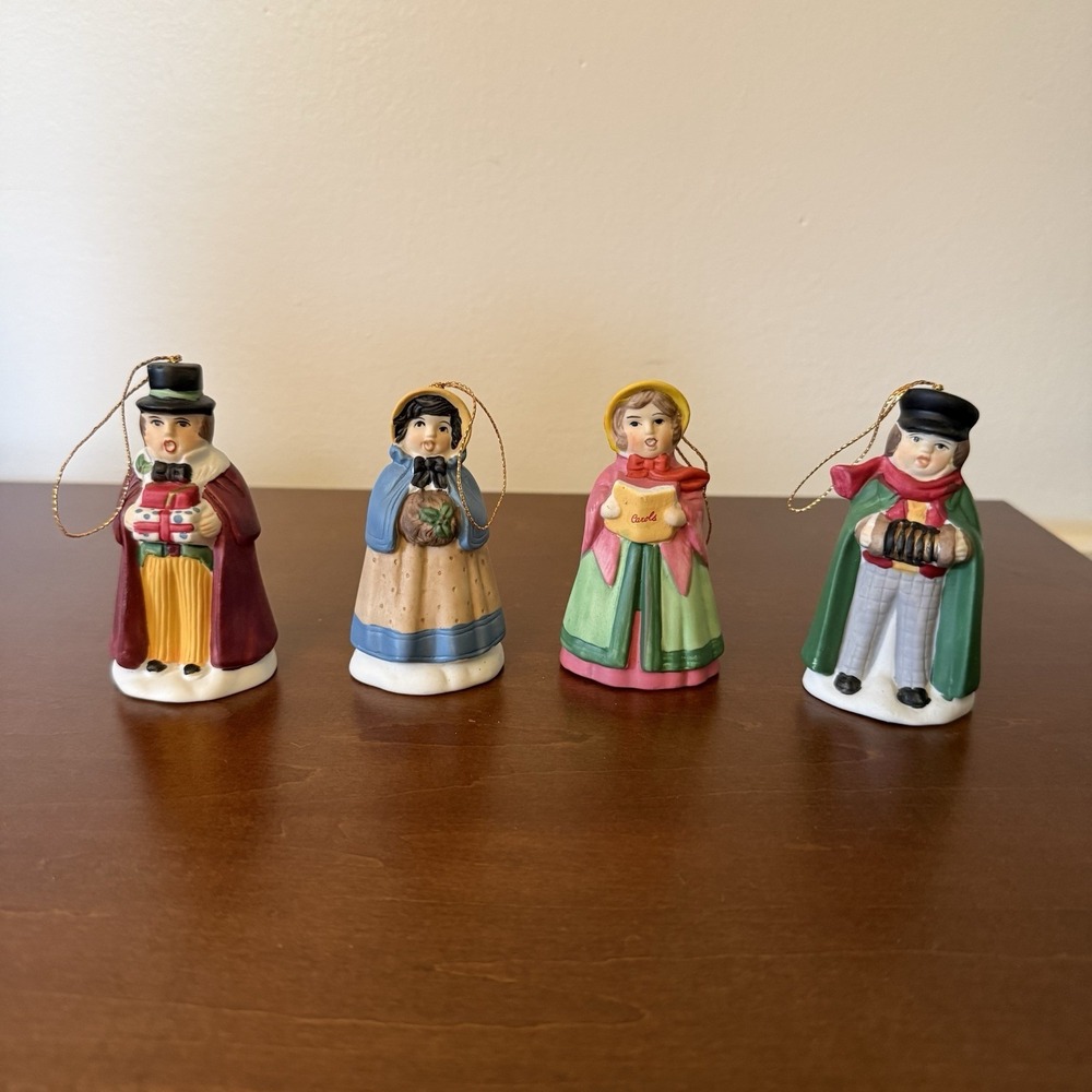 J.S.N.Y. Thailand Jasco Christmas Carolers Bells Set of 4 Vintage EUC